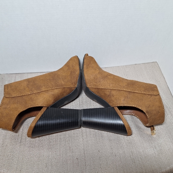 A.N.A Tan Faux Suede Open Toe Side Zip Block Heel Sandals "ANA JACO" 7 1/2M - Picture 5 of 16